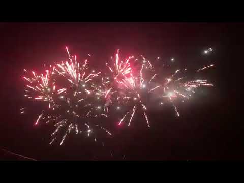 Batteria Compound Fireworks Bloom 200 colpi Dritto e Ventaglio